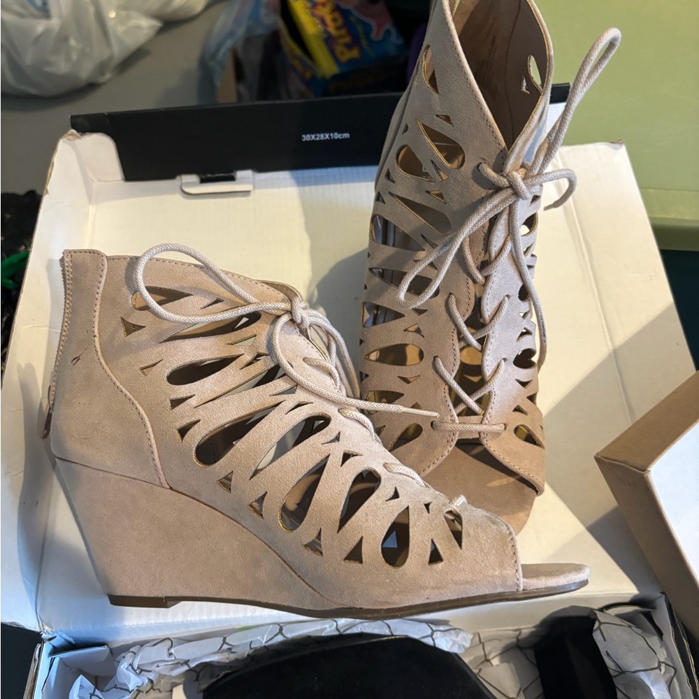 NWOT Lace up Wedge Sandals